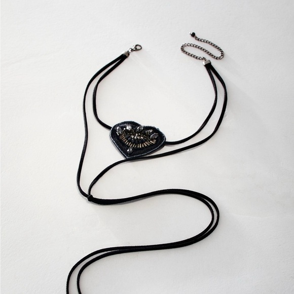 Free People Isla Choker in black - Picture 2 of 5